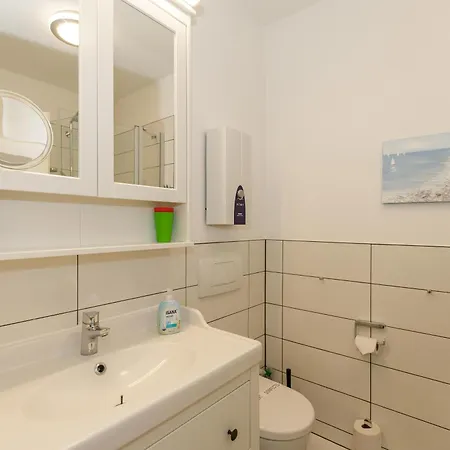 Strandnah Zentral Mit Balkon Apartmán