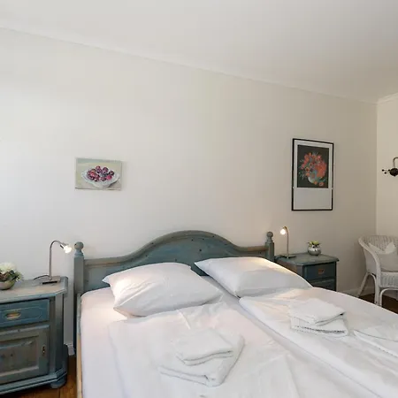 아파트 Strandnah Zentral Mit Balkon *